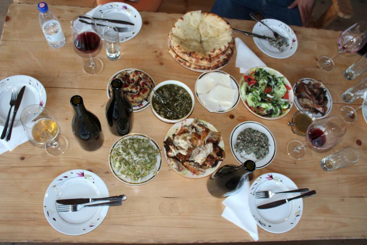Sadmeli Winery Ξενοδοχείο Ambrolauri Εξωτερικό φωτογραφία